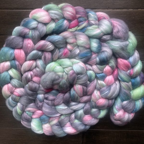 Hand-Dyed Roving - Smoky Rose - Image 2