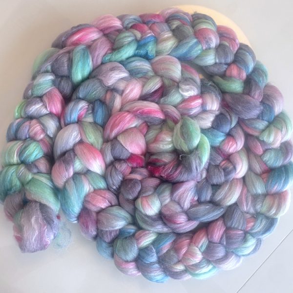 Hand-Dyed Roving - Smoky Rose - Image 3